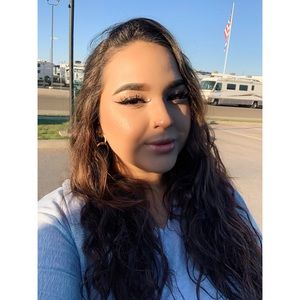 Meet your Posher, Yahara